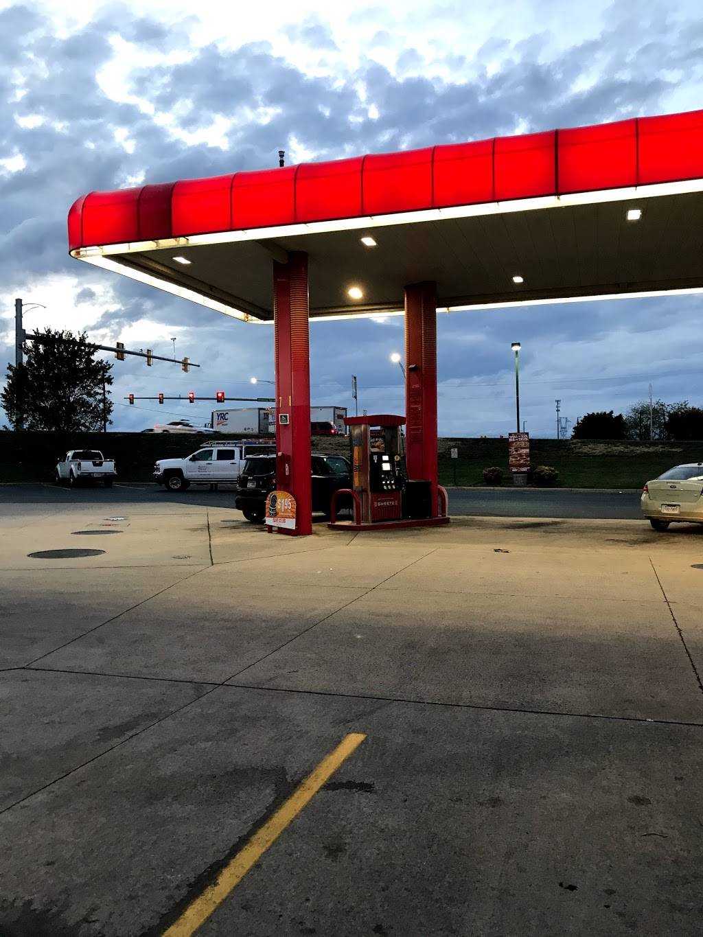 Sheetz #364 | cafe | 726 Tinkling Spring Rd, Fishersville, VA 22939, USA | 5403370021 OR +1 540-337-0021