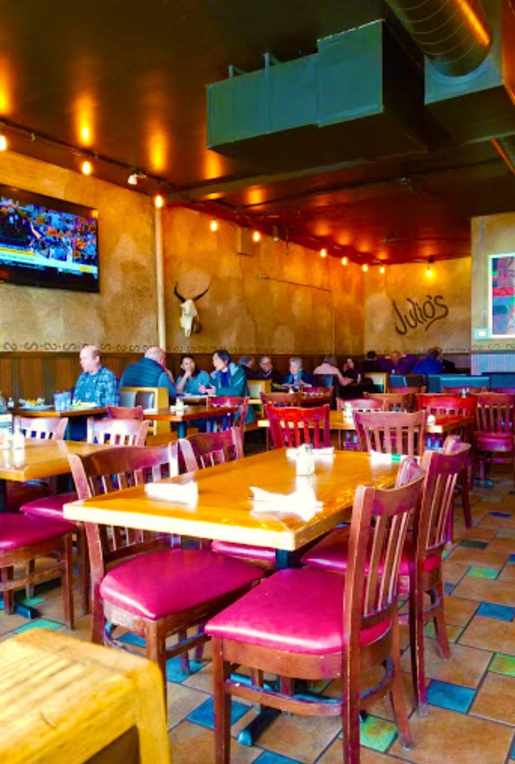 Julios Restaurant | restaurant | 10023 NE 183rd St, Bothell, WA 98011, USA | 4254851769 OR +1 425-485-1769