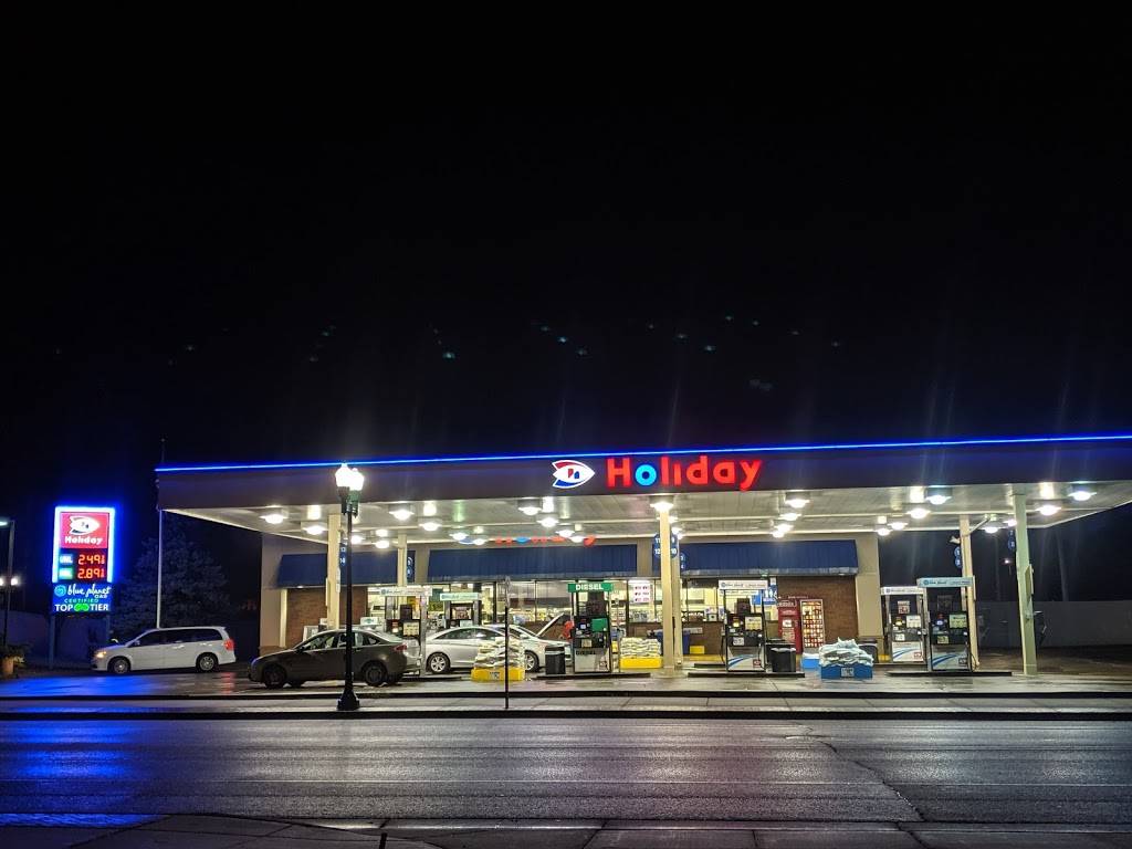 Holiday Stationstores | cafe | 2438 Margaret St N, St Paul, MN 55109, USA | 6517791952 OR +1 651-779-1952