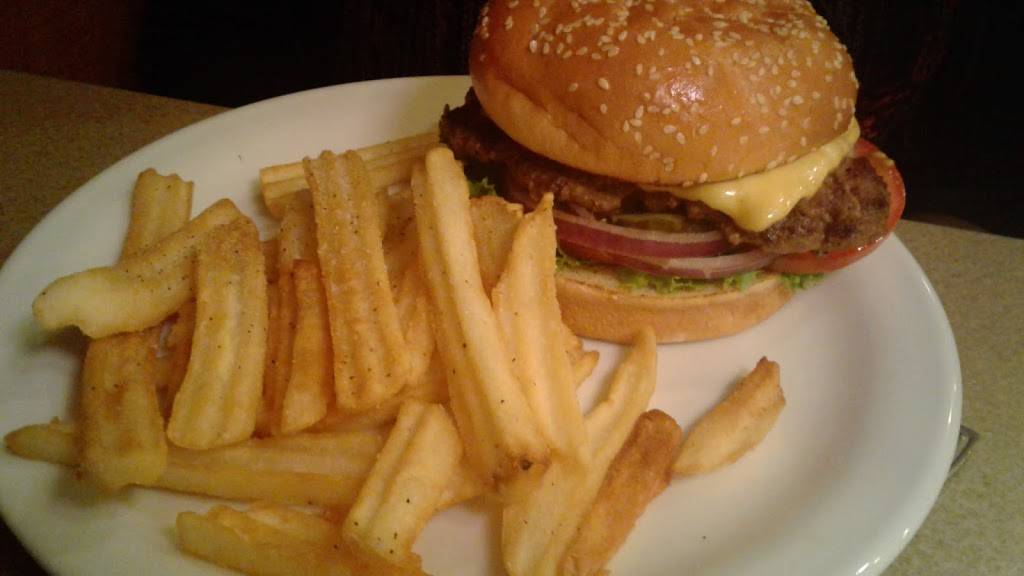 Dennys | restaurant | 75 E Merritt Island Causeway, Merritt Island, FL 32952, USA | 3214533050 OR +1 321-453-3050