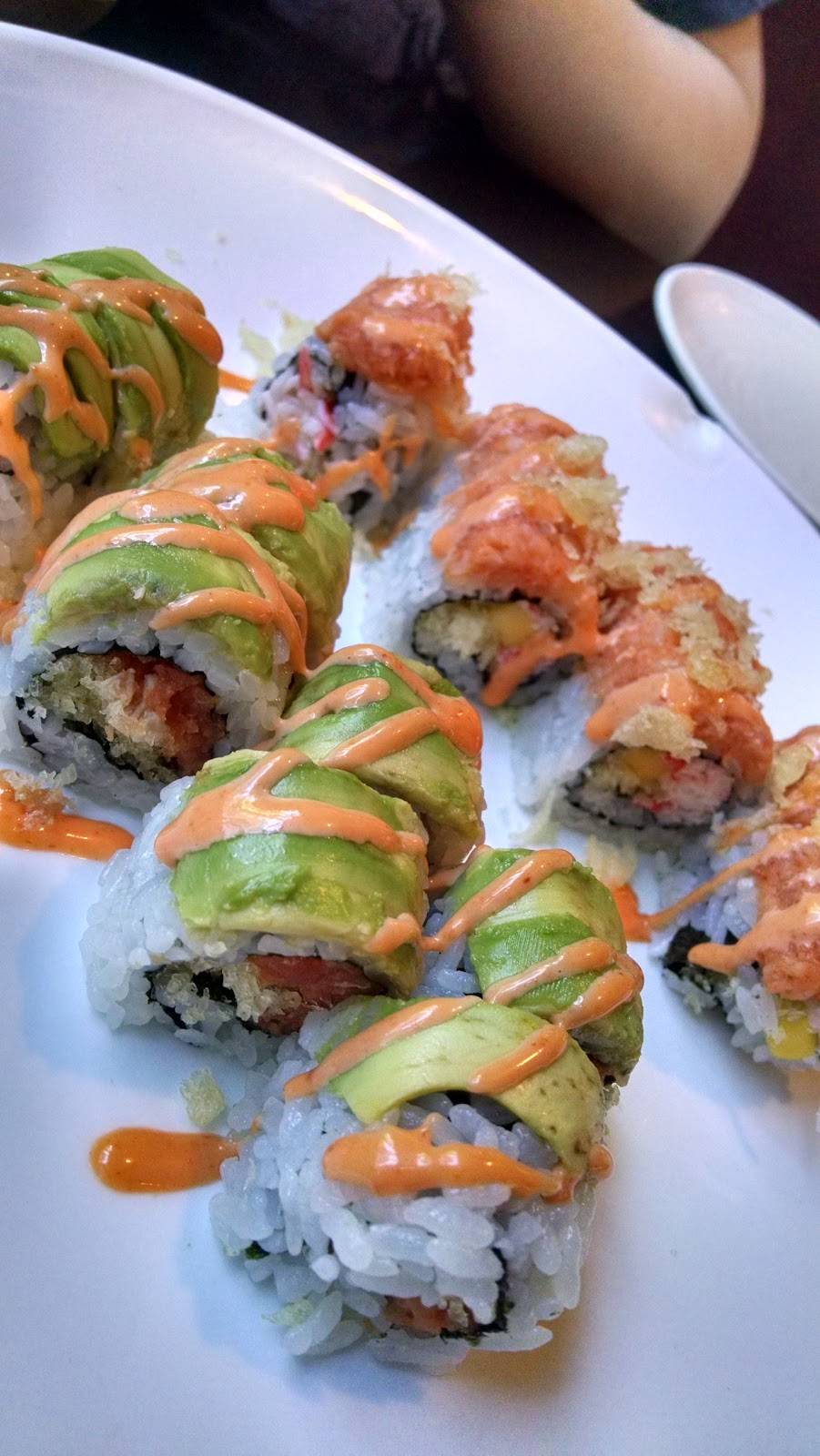 Volcano Sushi and China Bistro | restaurant | 339 W 21st St, Norfolk, VA 23517, USA | 7576832688 OR +1 757-683-2688