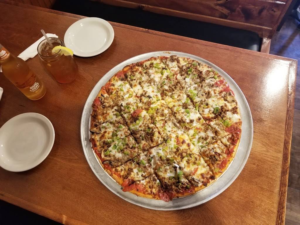 Corner Pub | restaurant | 105 W Markland Ave, Kokomo, IN 46901, USA | 7654527352 OR +1 765-452-7352