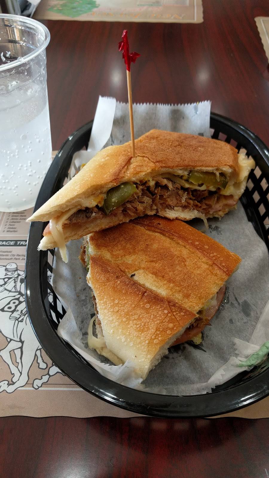 El Carreton de Ernesto | restaurant | 1002 76th St, North Bergen, NJ 07047, USA | 2017139446 OR +1 201-713-9446