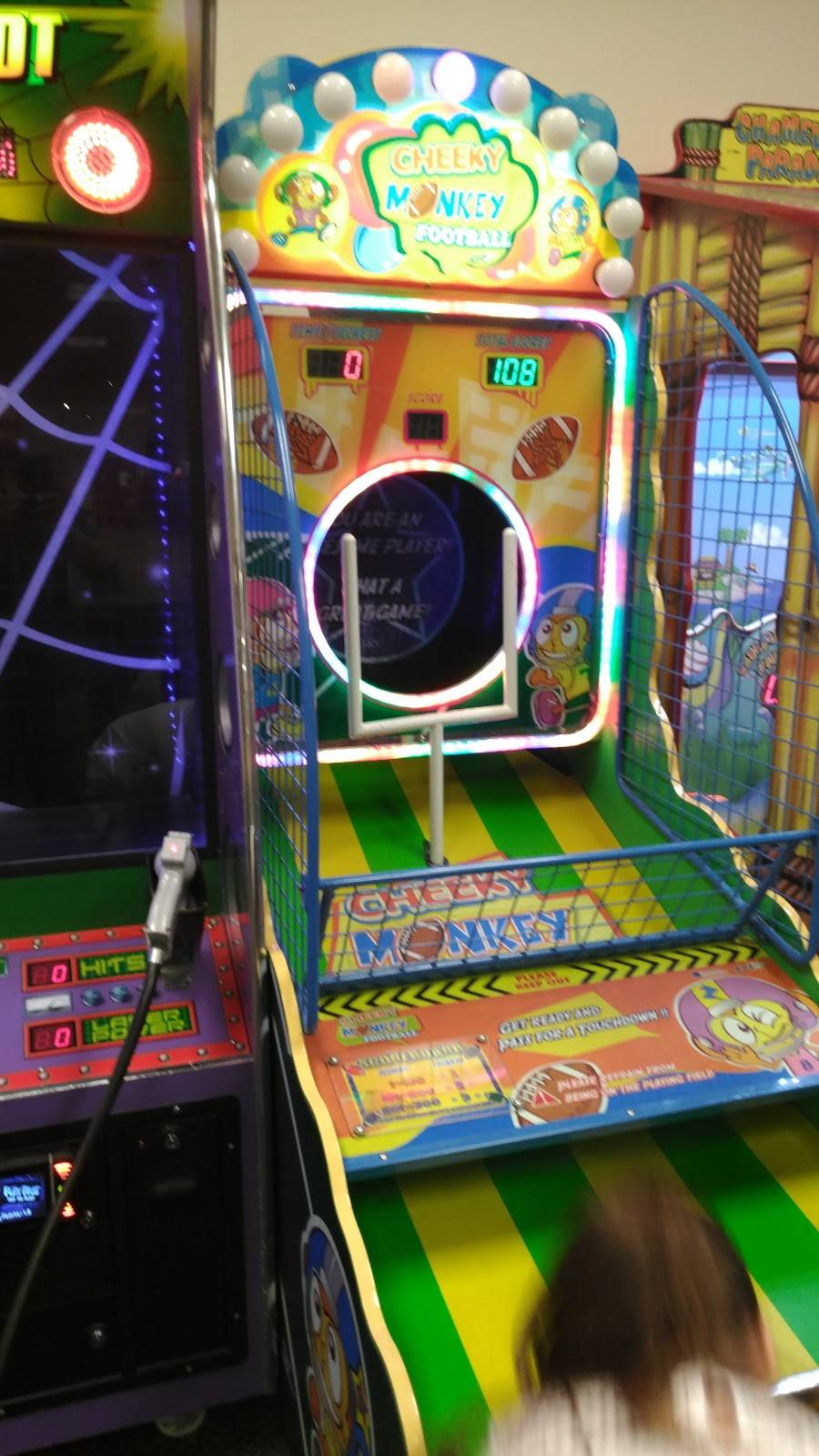 Chuck E. Cheese | restaurant | 6700 Abercorn St, Savannah, GA 31405, USA | 9123550410 OR +1 912-355-0410