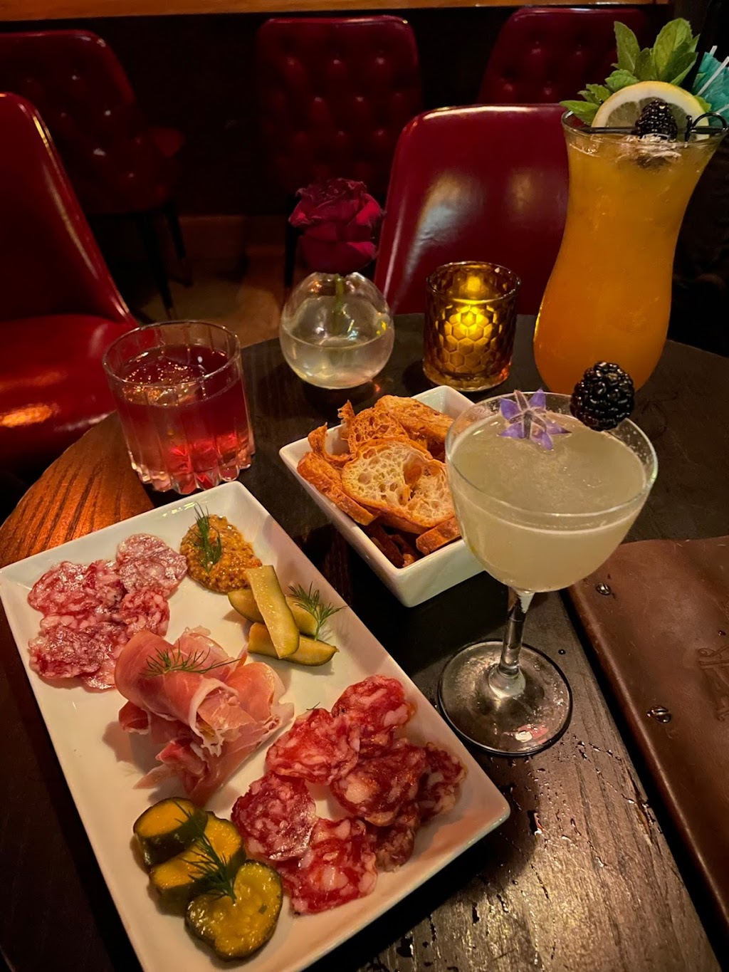 Amandine Lounge | night club | 235 1st St, Los Altos, CA 94022, USA | 6502049222 OR +1 650-204-9222