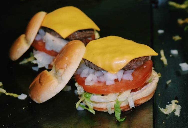 Cibiks Dairy Island | restaurant | 8295 E Washington St, Chagrin Falls, OH 44023, USA | 4405437382 OR +1 440-543-7382