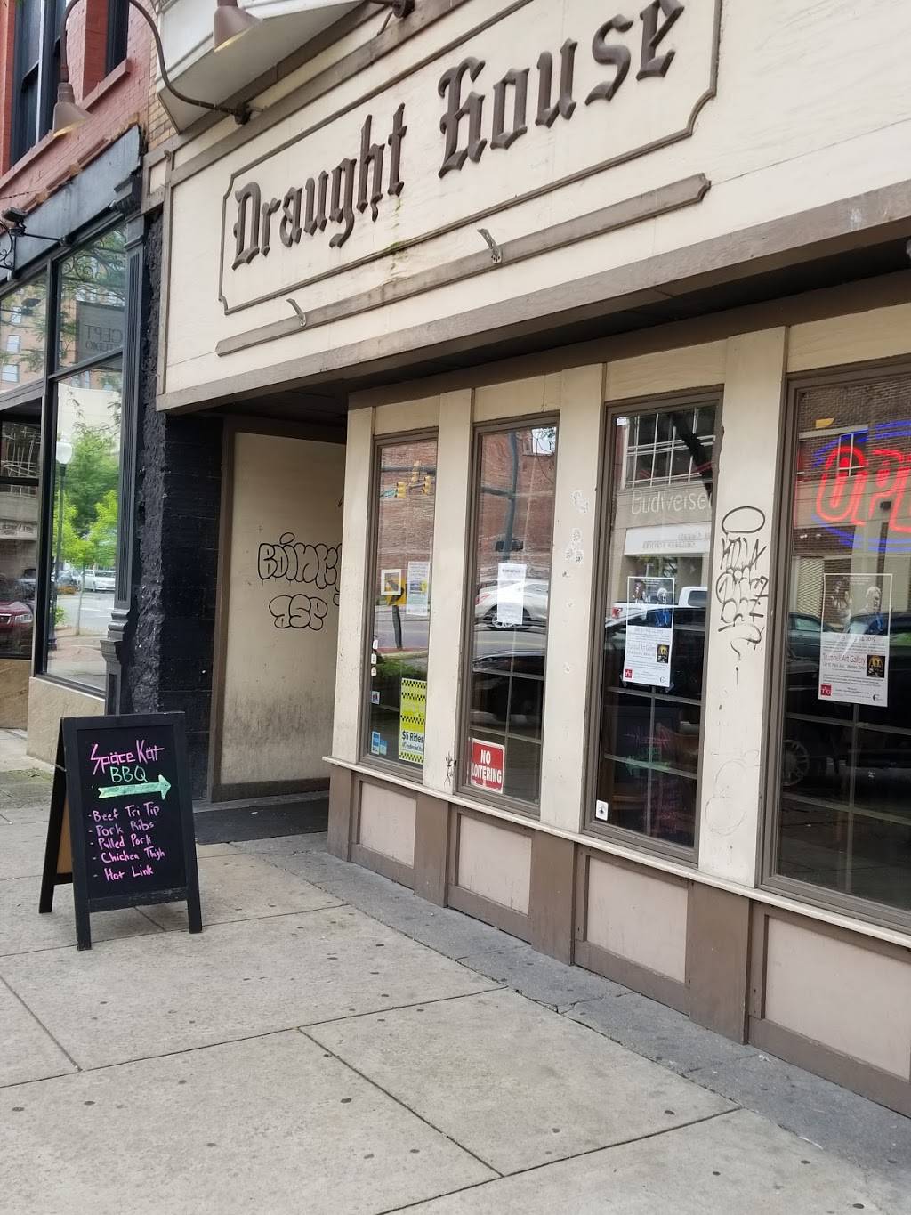 Space Kat | restaurant | 219 W Federal St, Youngstown, OH 44503, USA | 3307469722 OR +1 330-746-9722