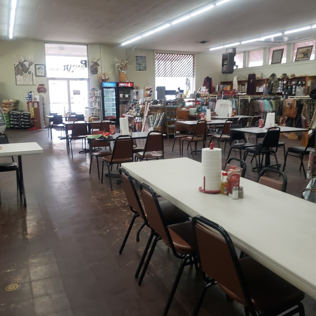 Pickens Store & Restaurant | restaurant | 122 Pickens Rd, Pickens, AR 71662, USA | 8703825266 OR +1 870-382-5266