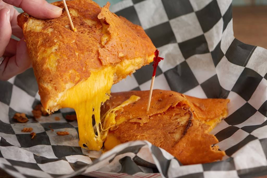 Sierra Squeeze Burger | restaurant | 13727-13733 Mono Way, Sonora, CA 95370, USA | 2095888707 OR +1 209-588-8707