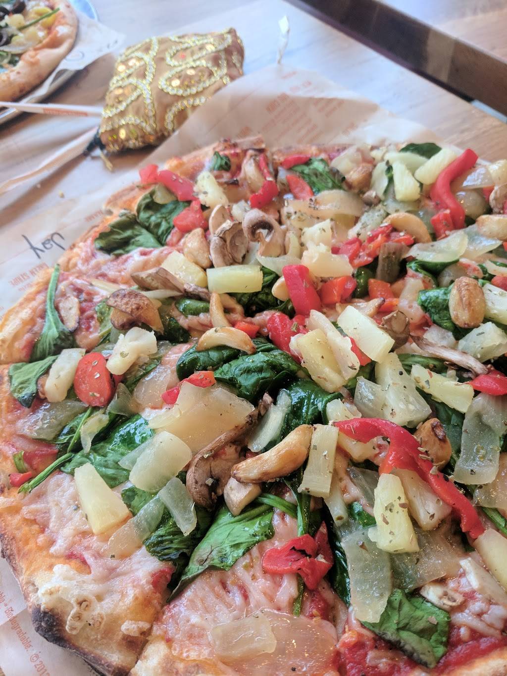 Blaze Pizza | restaurant | 1595 Niagara Falls Blvd #900, Amherst, NY 14226, USA | 7164422366 OR +1 716-442-2366