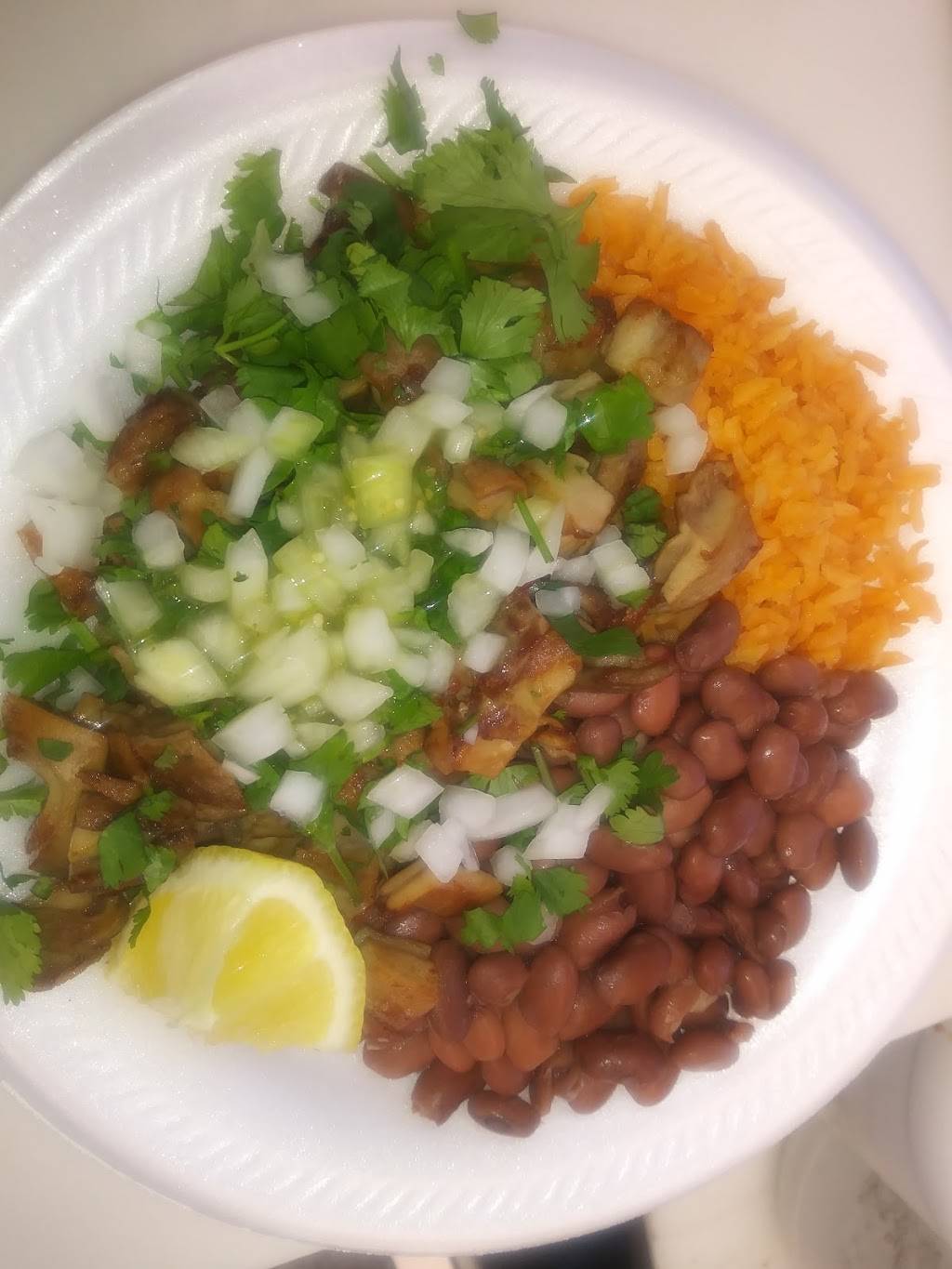 Mimis Tacos | restaurant | 150 W Cedar St, Maxwell, CA 95955, USA | 5302086692 OR +1 530-208-6692