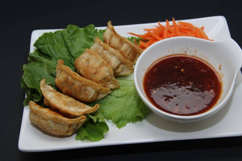 Pho Fusion | restaurant | 3100 S Sheridan Blvd unit h, Denver, CO 80227, USA | 3039348802 OR +1 303-934-8802