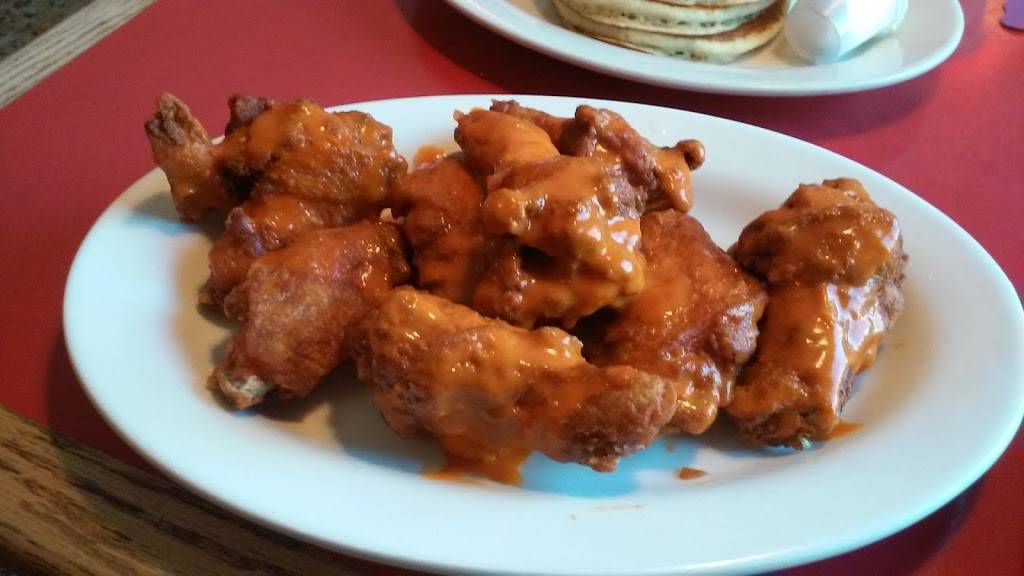 8th St Broadway Diner | restaurant | 226 Broadway, Bayonne, NJ 07002, USA | 2014558239 OR +1 201-455-8239