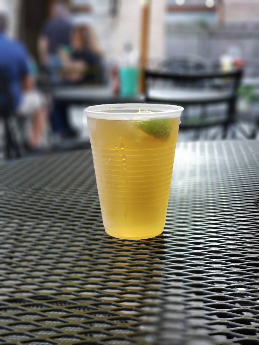 Bandito Barneys Beach Club | restaurant | 10 N River St, East Dundee, IL 60118, USA | 8474267300 OR +1 847-426-7300