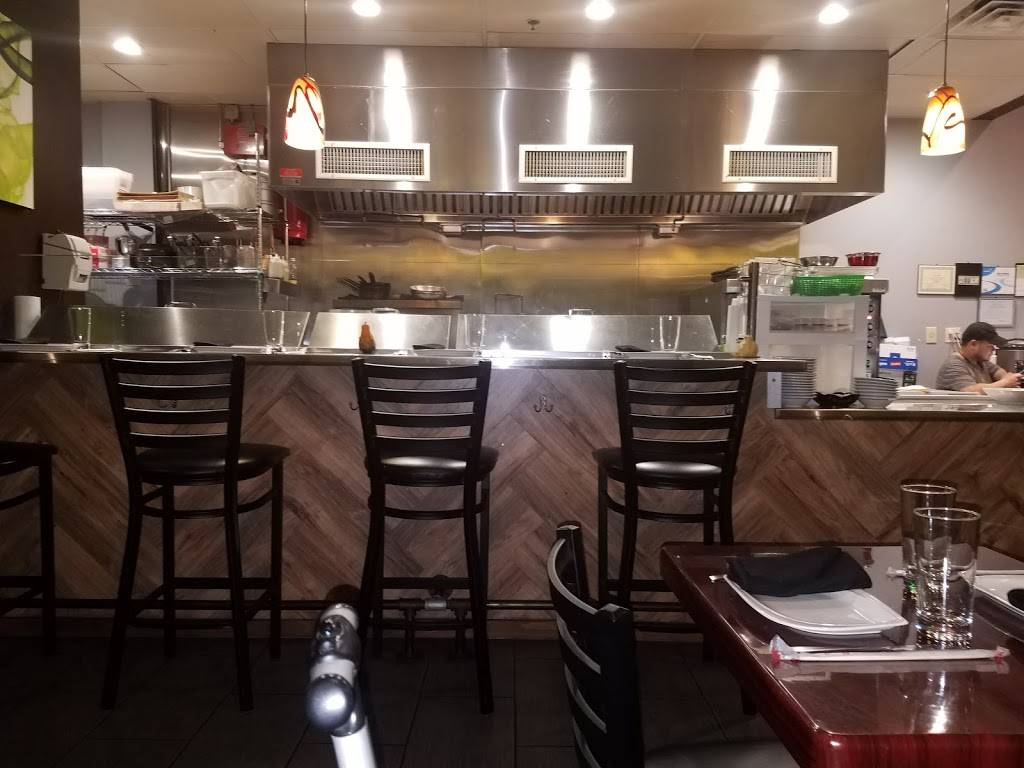 Papaya | restaurant | 111 Garden Golf Blvd, North Wales, PA 19454, USA | 2153616155 OR +1 215-361-6155