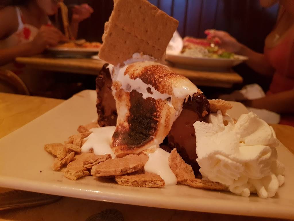 The Cheesecake Factory | restaurant | 160 Walt Whitman Rd, Huntington, NY 11746, USA | 6312718200 OR +1 631-271-8200