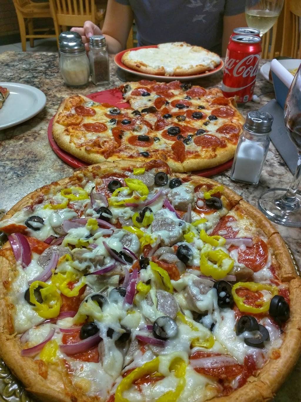Vertoris Pizza House | restaurant | 6830 14th St W, Bradenton, FL 34207, USA | 9417510333 OR +1 941-751-0333