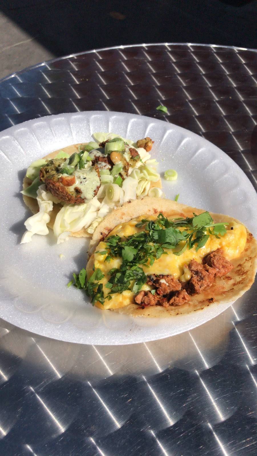 Taco Window | restaurant | 2622 W Jefferson Blvd, Los Angeles, CA 90018, USA | 3233739671 OR +1 323-373-9671