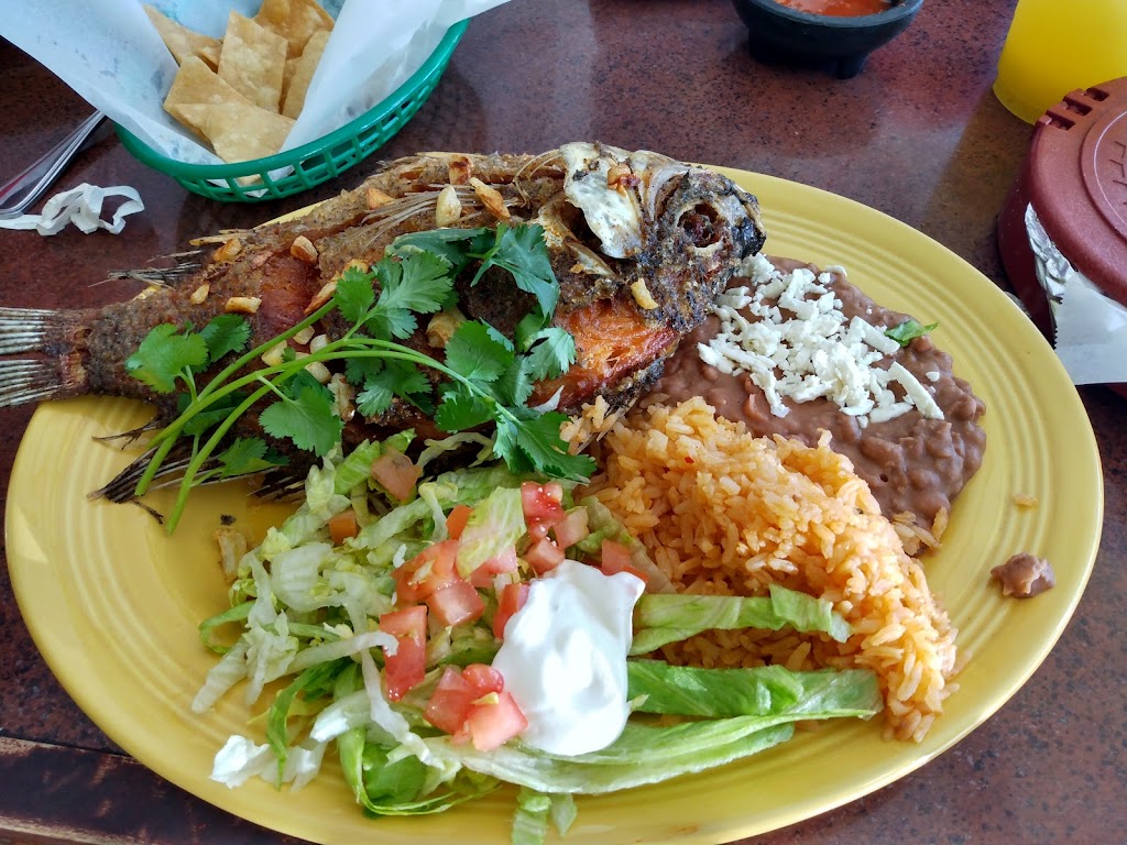 La Pancita Feliz | restaurant | 15045 Mulberry Dr, Whittier, CA 90604, USA | 5624637819 OR +1 562-463-7819