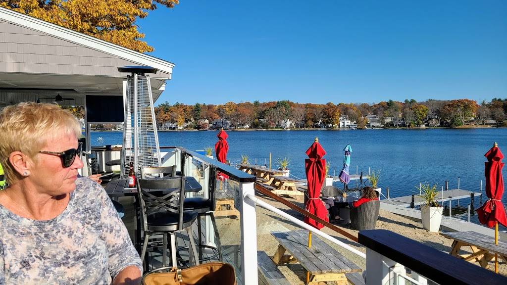 Shoreline beach club | restaurant | 38 Elm St, Tyngsborough, MA 01879, USA | 9782265538 OR +1 978-226-5538