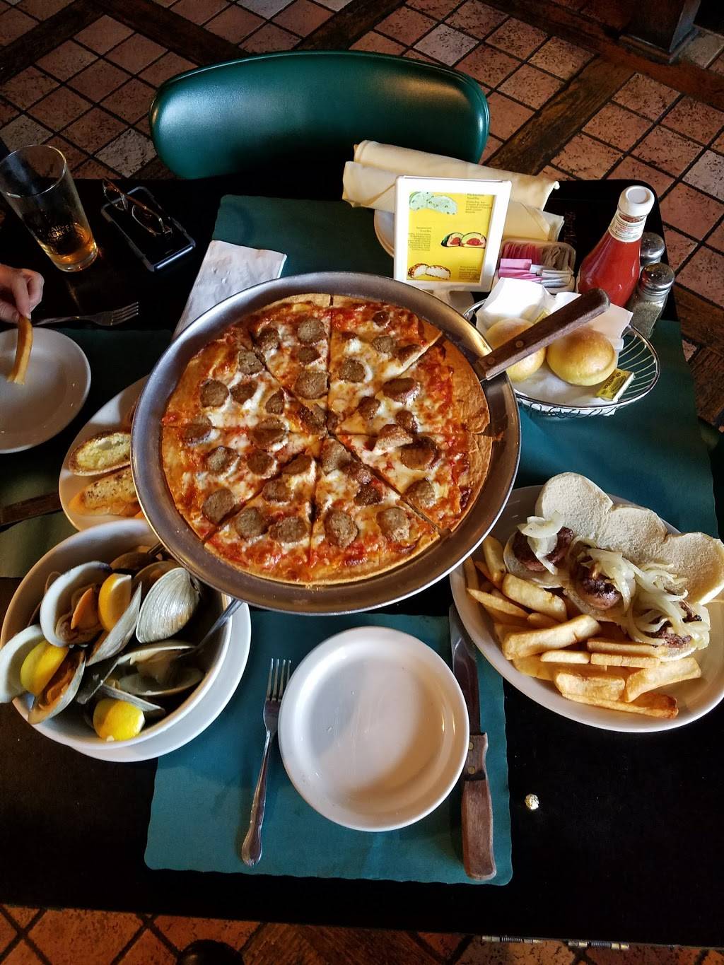 D & Ds Restaurant and Pub | restaurant | 191 S Main St, New City, NY 10956, USA | 8456390178 OR +1 845-639-0178