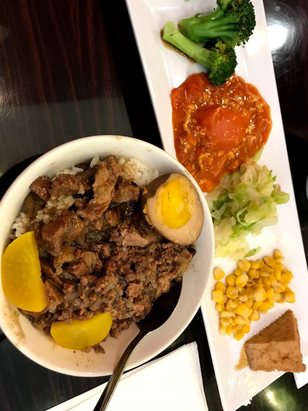 Taipei Bistro | restaurant | 704 W Las Tunas Dr, San Gabriel, CA 91776, USA | 6262938128 OR +1 626-293-8128