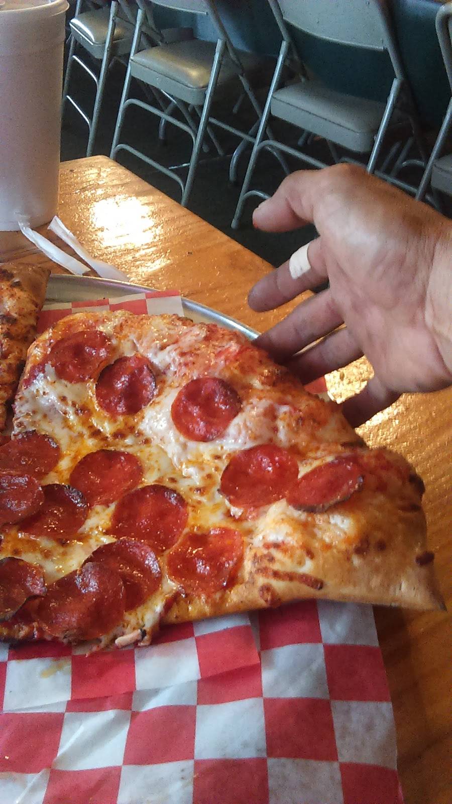 Constantinos | restaurant | 7300 S Loop 1604 W, Somerset, TX 78069, USA | 8307013366 OR +1 830-701-3366