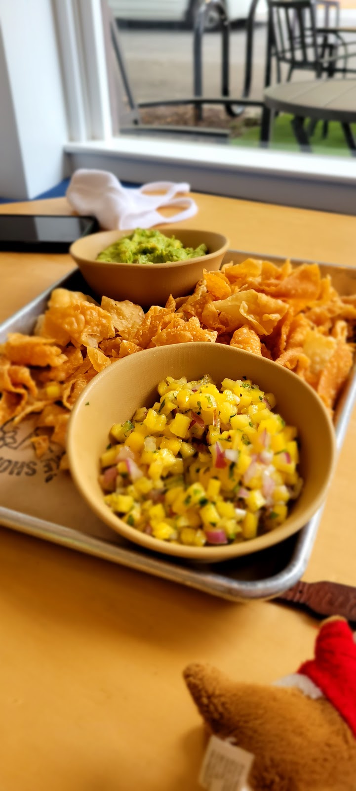 Nom Nom Poke Shop | restaurant | 1821 Bull St, Savannah, GA 31401, USA | 9127774074 OR +1 912-777-4074