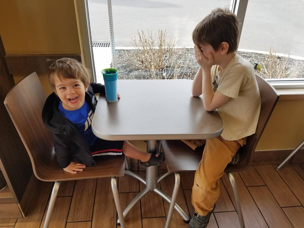 Tim Hortons | restaurant | 259 Orchard Park Rd, West Seneca, NY 14224, USA | 7168260354 OR +1 716-826-0354