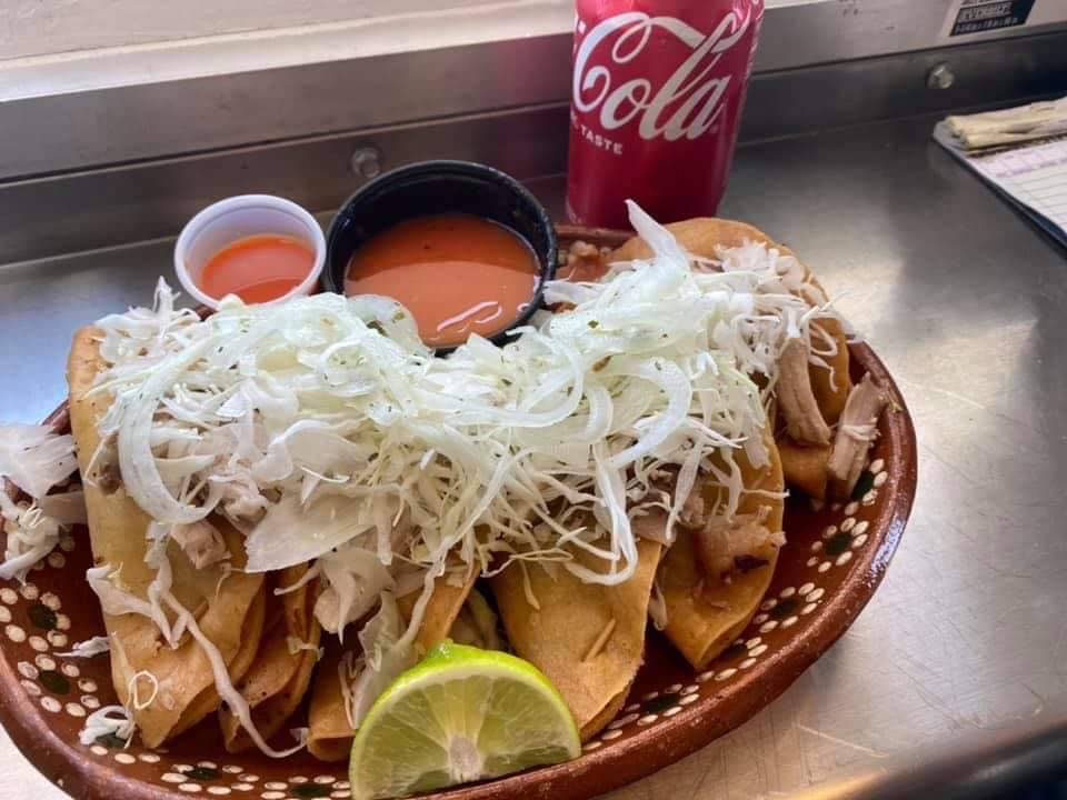 Tacos Los Tapatios | restaurant | Industrial Mile Rd, Columbus, OH 43228, USA | 6142305479 OR +1 614-230-5479