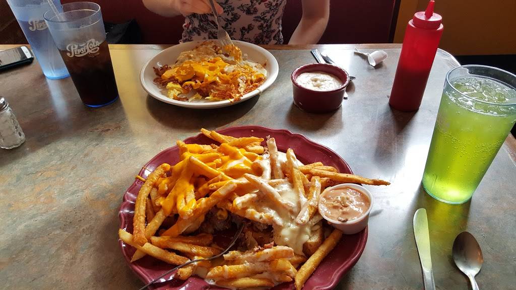 Sgt. Peppers Cafe | cafe | 218 N Main St, Edwardsville, IL 62025, USA | 6186921345 OR +1 618-692-1345