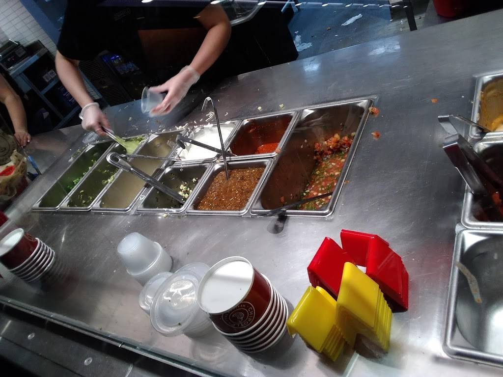 Chipotle Mexican Grill | restaurant | 837 Lehigh Lifestyle Ctr, Whitehall, PA 18052, USA | 6104659526 OR +1 610-465-9526