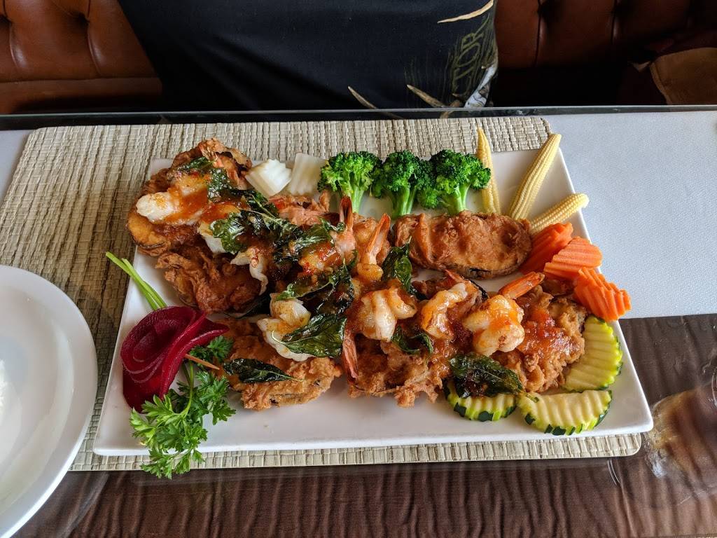 Thai Blossom Bistro | restaurant | 10916 Atlantic Blvd Ste 24, Jacksonville, FL 32225, USA | 9042533903 OR +1 904-253-3903