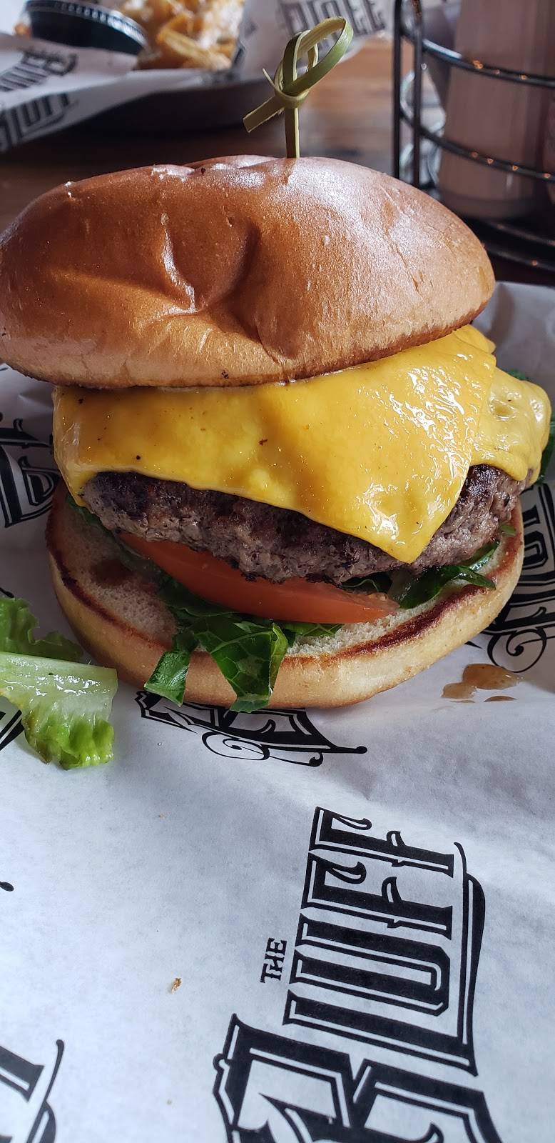 The Bluff | restaurant | 535 S Highland St, Memphis, TN 38111, USA | 9014547771 OR +1 901-454-7771