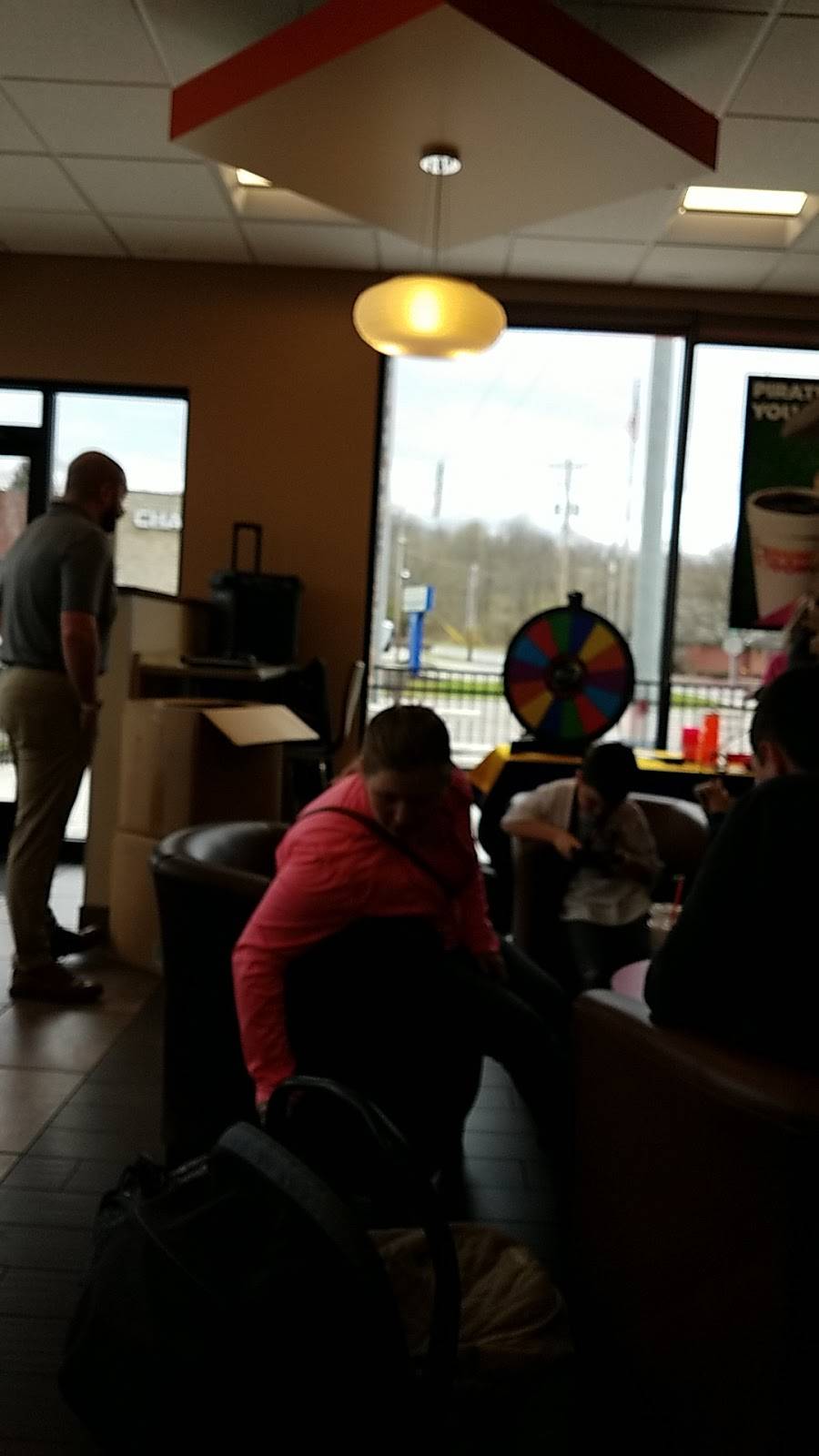 Dunkin | bakery | 15679 OH-170, East Liverpool, OH 43920, USA | 3303832867 OR +1 330-383-2867