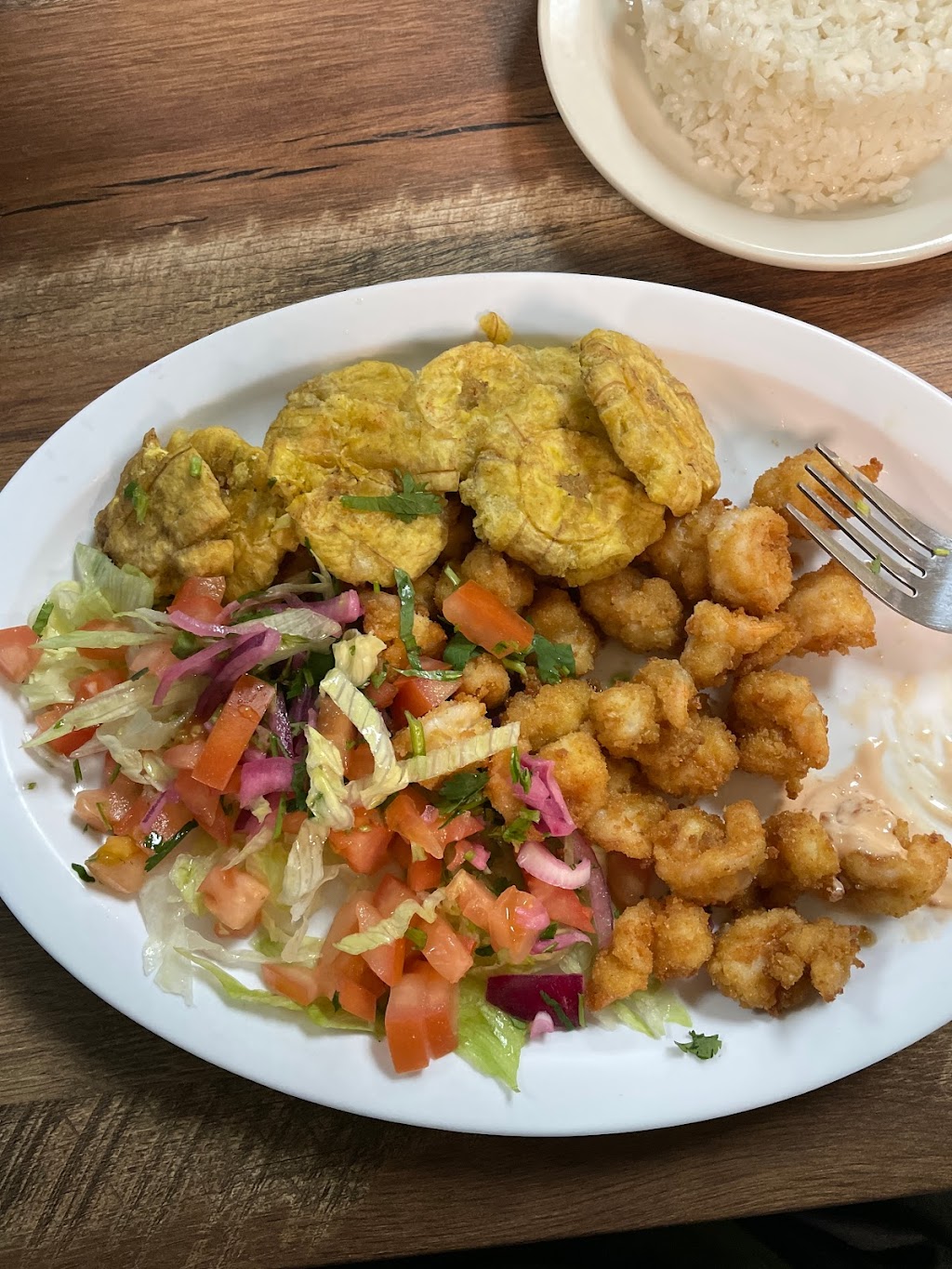 Veras Restaurante | restaurant | 1320 Summit Ave, Union City, NJ 07087, USA | 2013055131 OR +1 201-305-5131