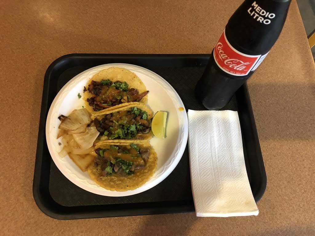 Amor A La Mexicana Restaurant | restaurant | 8806 N 43rd Ave, Glendale, AZ 85302, USA | 6232484859 OR +1 623-248-4859