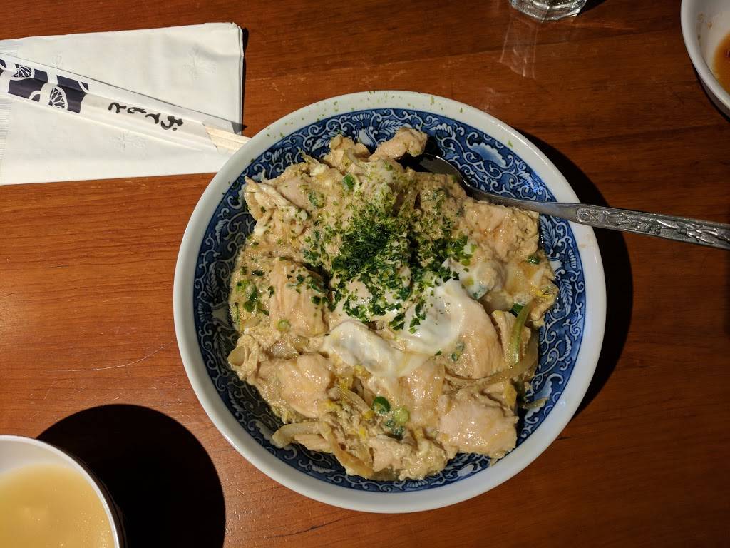 Kikis Japanese Casual Dining | restaurant | 2440 S Colorado Blvd, Denver, CO 80222, USA | 3035044043 OR +1 303-504-4043