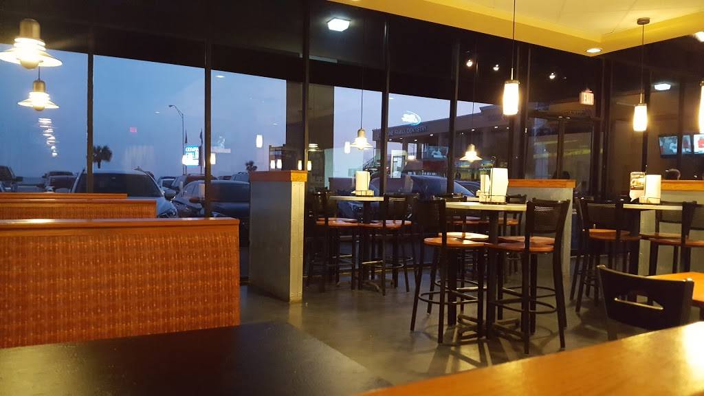 Pizza Hut | restaurant | Seawall Blvd, Galveston, TX 77551, USA | 4097403400 OR +1 409-740-3400