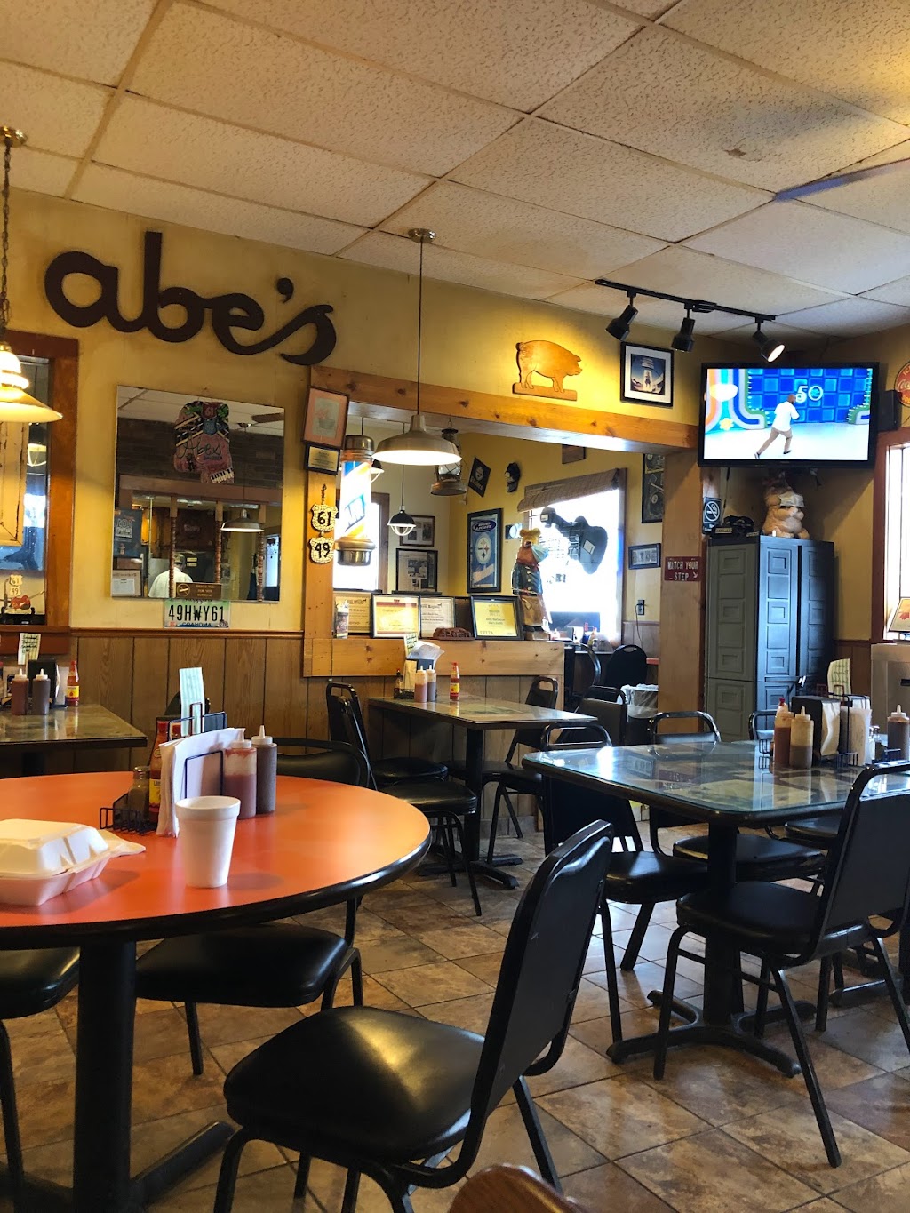 Abes Bar-B-Q | restaurant | 616 N State St, Clarksdale, MS 38614, USA | 6626249947 OR +1 662-624-9947