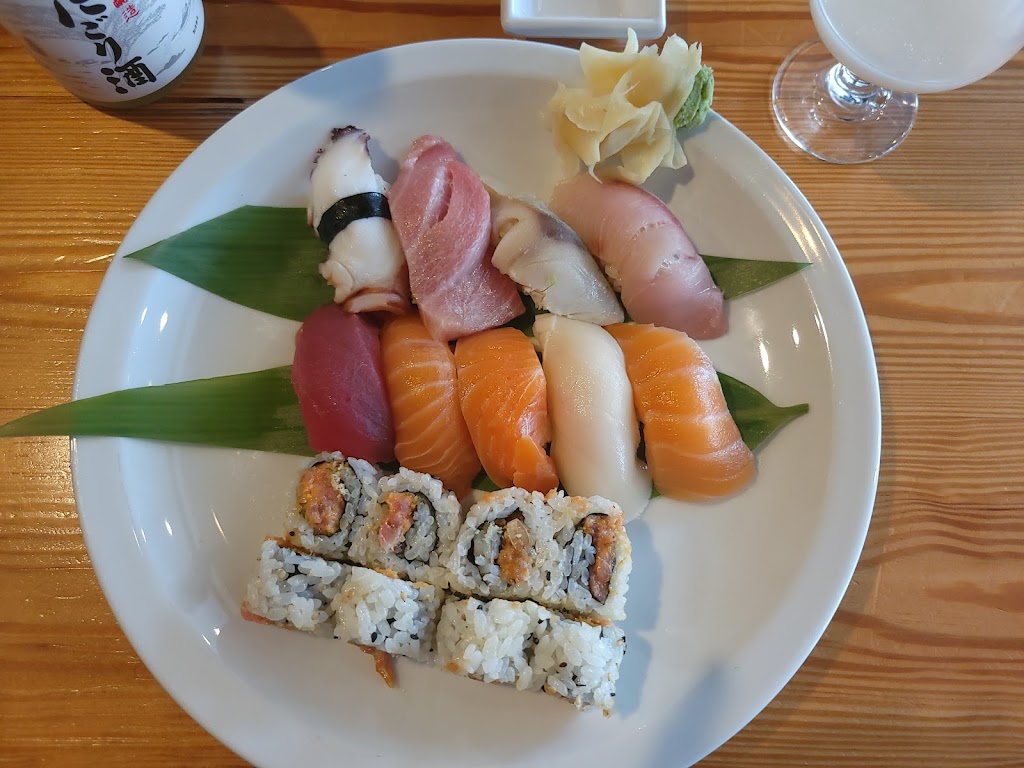 Izzy Pub & Sushi | restaurant | 1123-3 Thomasville Rd, Tallahassee, FL 32303, USA | 8502225000 OR +1 850-222-5000