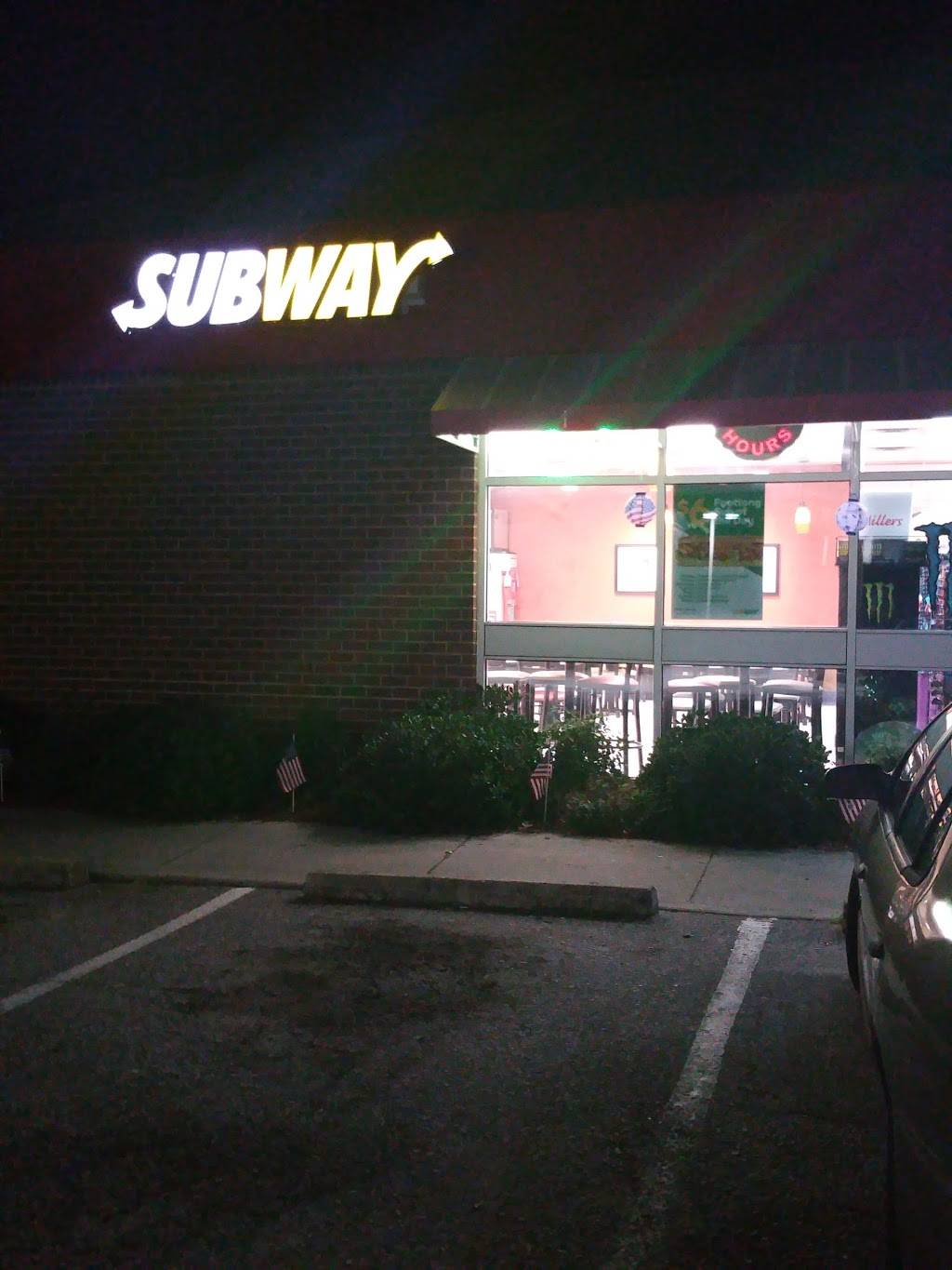 Subway | restaurant | 1817 London Bridge Rd, Virginia Beach, VA 23453, USA | 7573012124 OR +1 757-301-2124