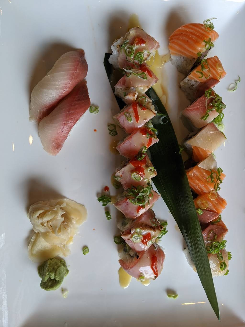Blue Orchid Sushi & Asian Bistro | restaurant | 8170 S Tryon St #G, Charlotte, NC 28273, USA | 9804303971 OR +1 980-430-3971