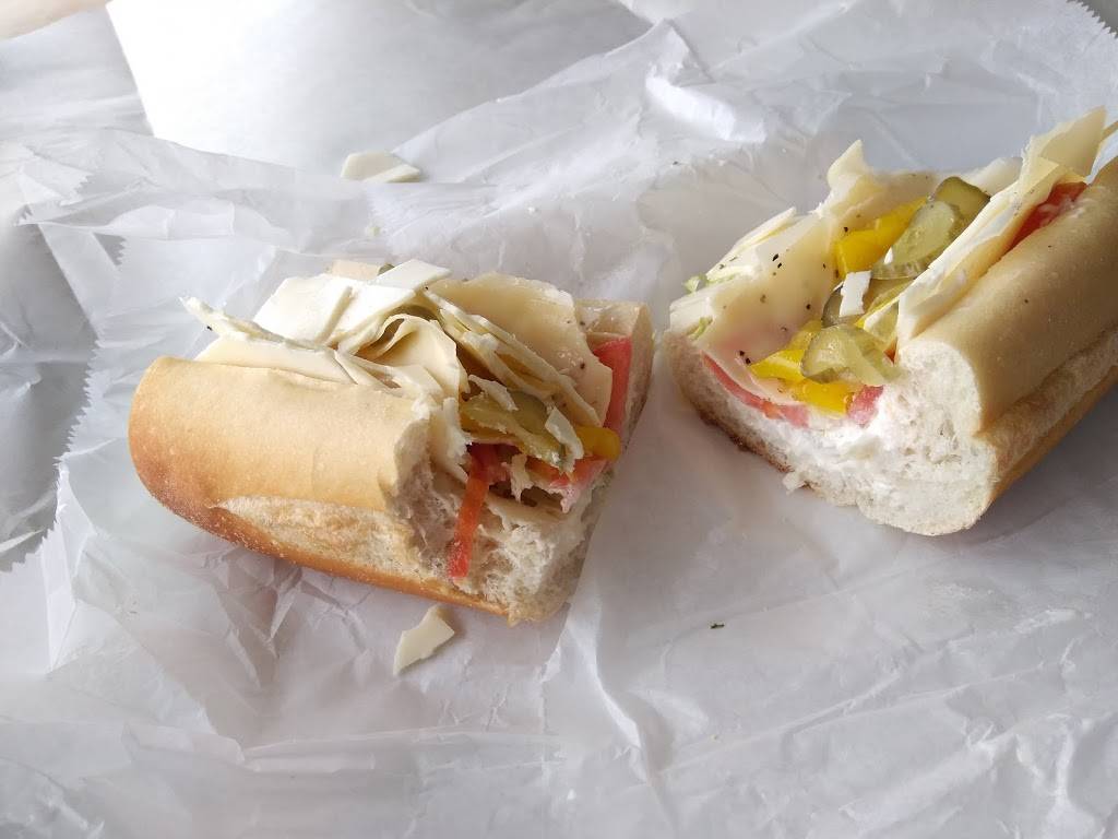 Goodfellas Steaks & Subs | restaurant | 3206 Kirkwood Hwy, Wilmington, DE 19808, USA | 3029984446 OR +1 302-998-4446