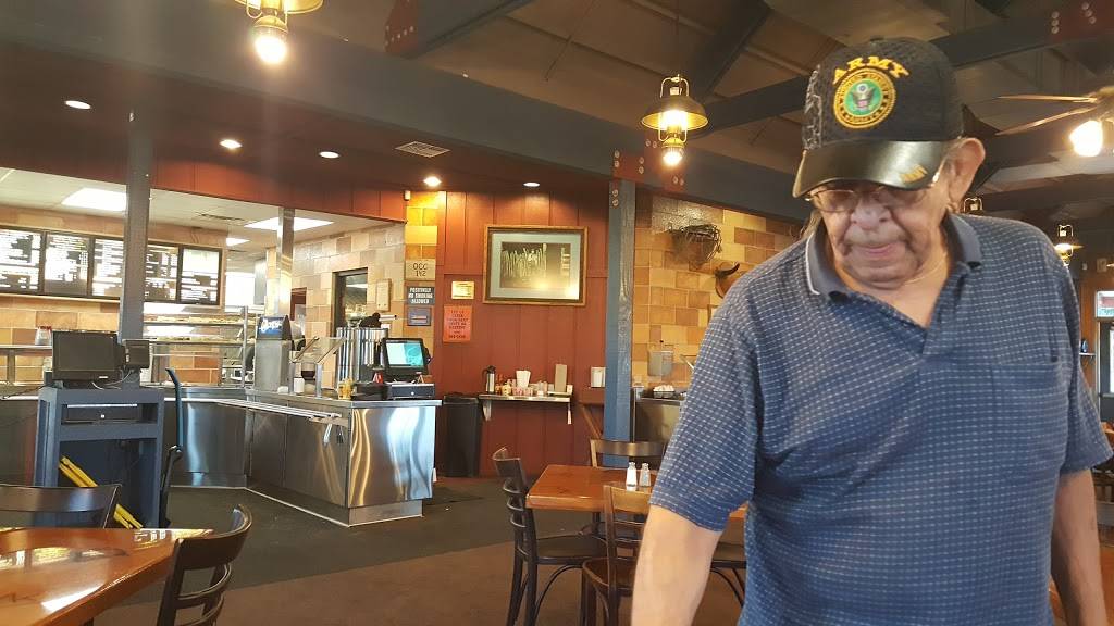 Bill Miller Bar-B-Q | restaurant | 5122 Rigsby Ave, San Antonio, TX 78222, USA | 2106487878 OR +1 210-648-7878