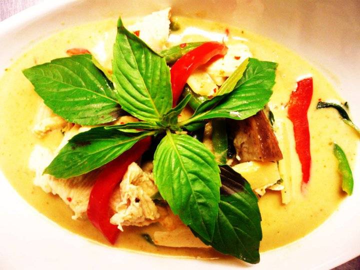 Siriwan Thai | restaurant | 12115 Darnestown Rd, Gaithersburg, MD 20878, USA | 3015694050 OR +1 301-569-4050