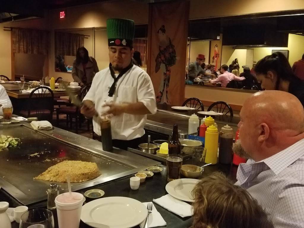 Kabuto Japanese Steak House | restaurant | 1001 E W.T. Harris Blvd, Charlotte, NC 28213, USA | 7045481219 OR +1 704-548-1219