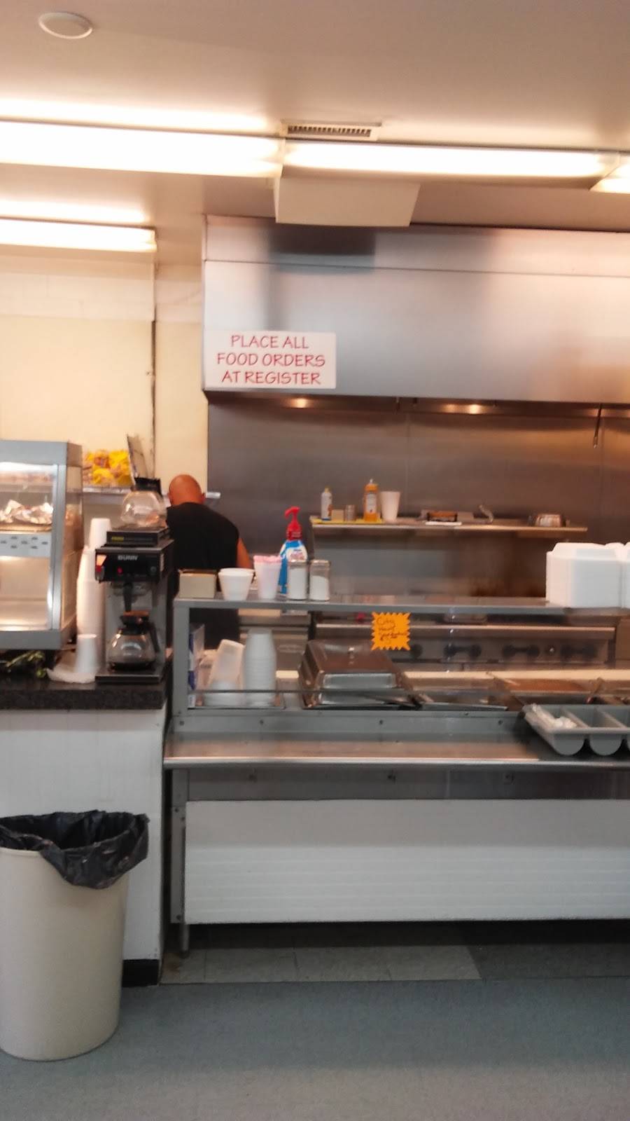 Ballards Cross Roads Grill | restaurant | 6010 US-13, Farmville, NC 27828, USA | 2527560069 OR +1 252-756-0069