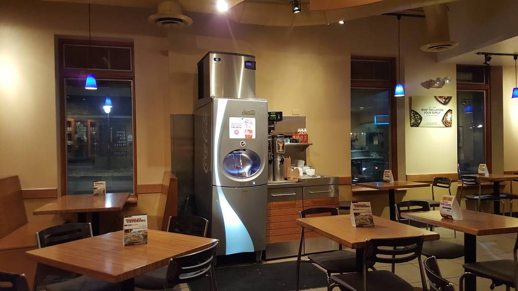 Noodles and Company | restaurant | 207 S Washington St, Naperville, IL 60540, USA | 6303693332 OR +1 630-369-3332