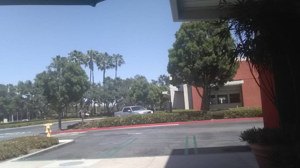 Carls Jr. | restaurant | 6500 Irvine Center Dr, Irvine, CA 92618, USA | 9495859340 OR +1 949-585-9340